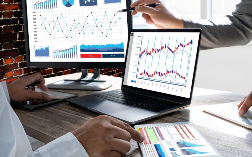 データを活用した戦略策定